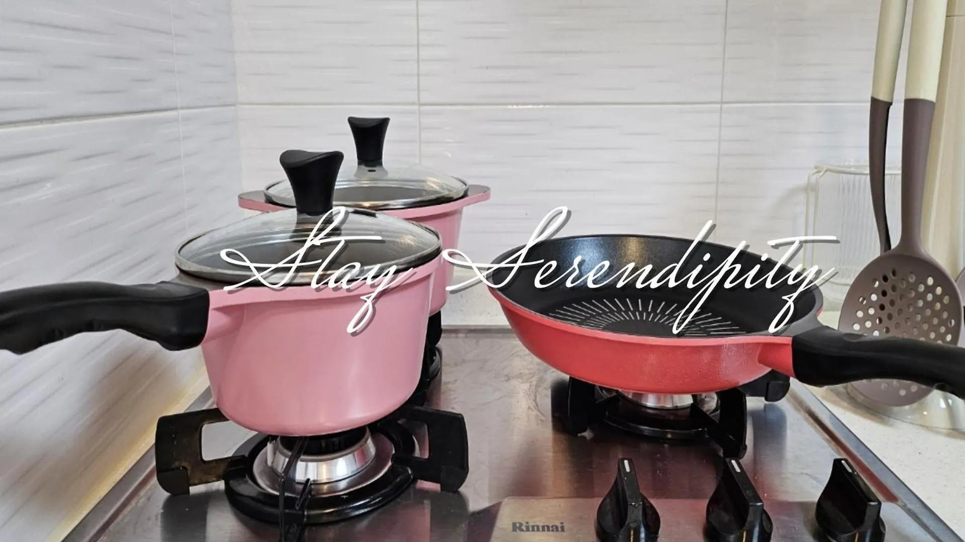 Stay Serendipity,Gimpo Intl'S Airport,Songjeong Station Seoul South Korea
